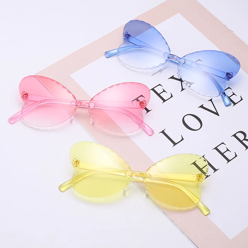 

2021 new arrivals Wholesale fashion Butterfly kids shades sunglasses custom logo