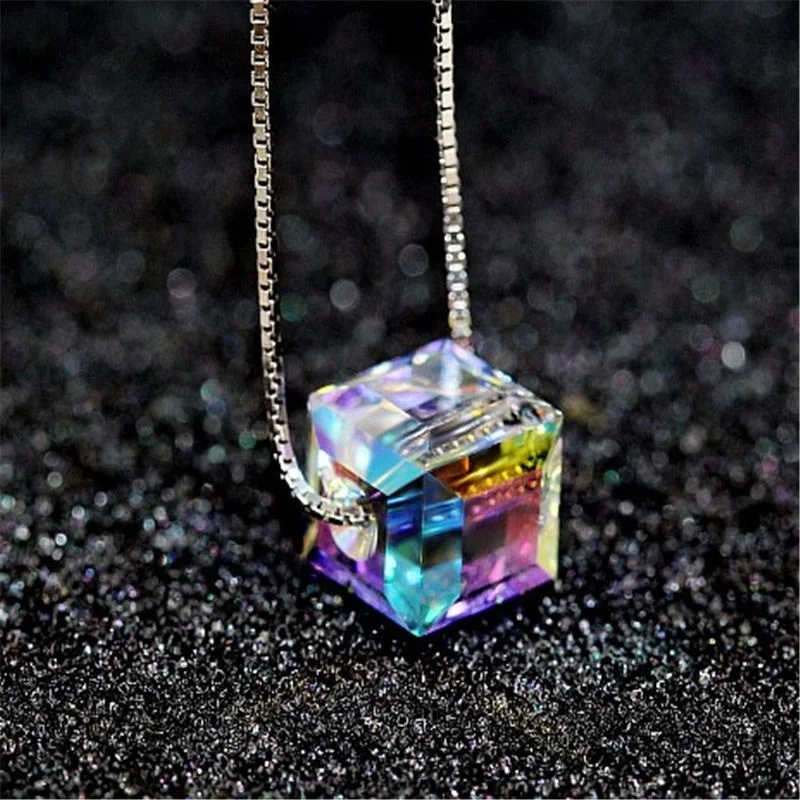 

Rhinestone Factory Custom Name 925 Sterling Silver Chain Austria Crystal Fashion Sugar Shape Pendant Jewelry Necklace for Women