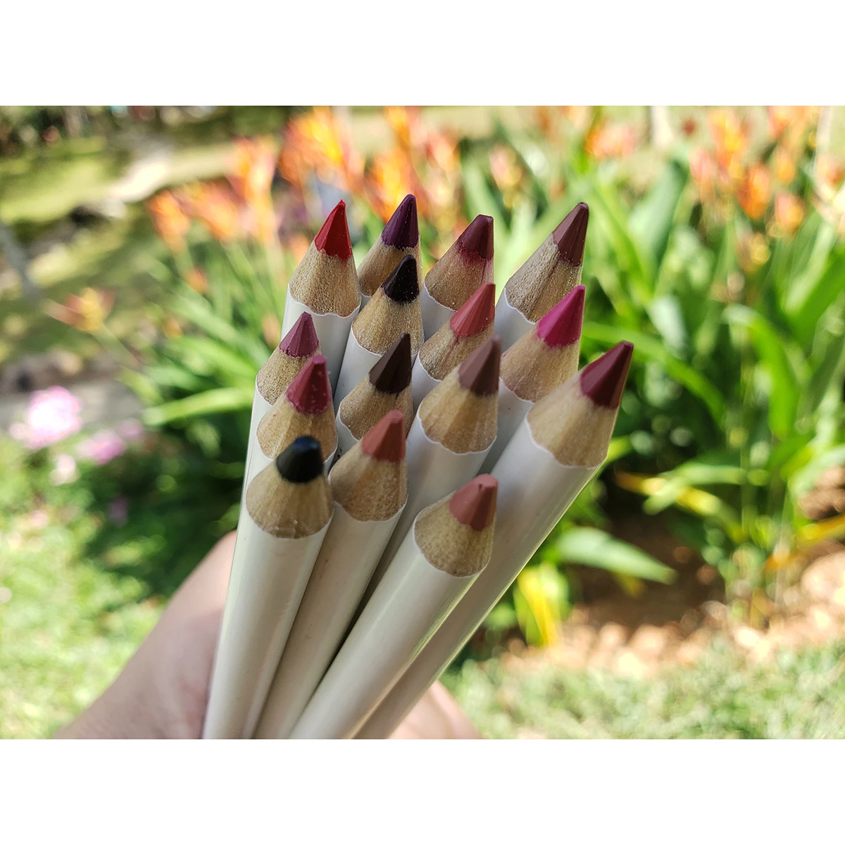 

Low Moq Lip Liner Private Label Vegan Nude Lipliner Custom White Lip Liner Pencil