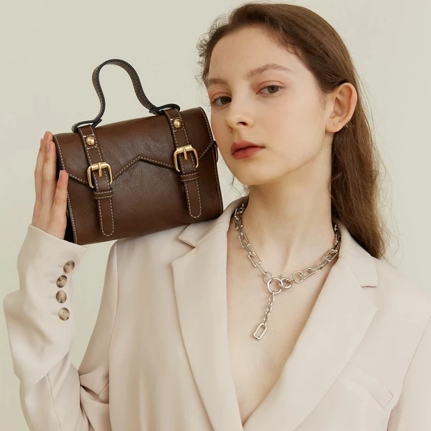 

2021 manufacturers New small vintage style purse sac a main cross body ladies handbag