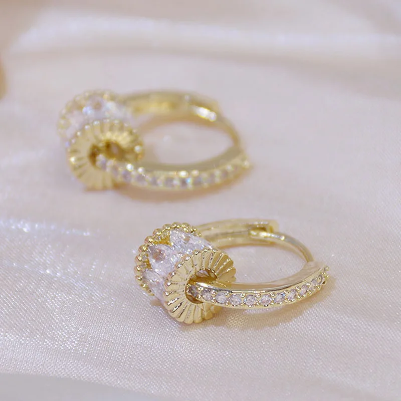 

Fashion Women 14K Gold Plated High Quality New Circle Shape Earrings Transfer Beads Zircon Ear Hoop Earrings