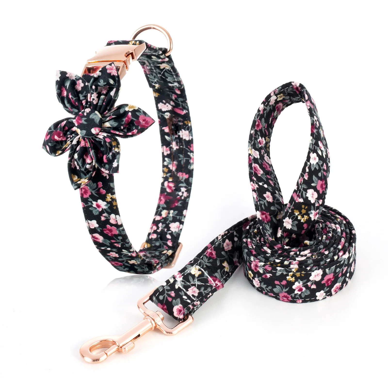

2021 dog leash pet dog collars and leash pet products, Many