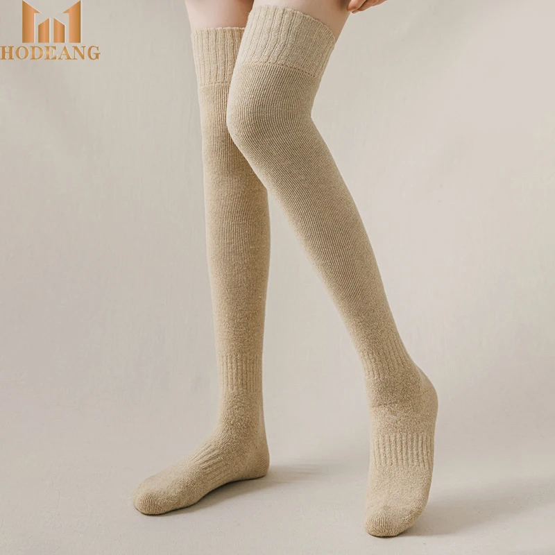 

Winter Warm Solid Color Long Socks Woman Cashmere High Socks Wool Calf Thick Over The Knee High Socks, Picture shows