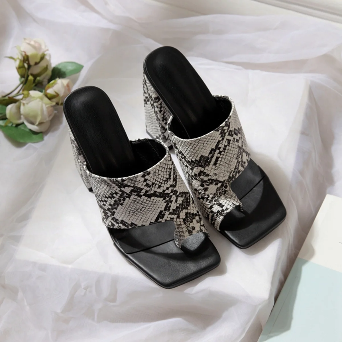 

Fashion Square Peep Toe Chunky Snakeskin Heel Shoes women's strappy sandals heels shoes women's sandals slippe micheal cost, Black
