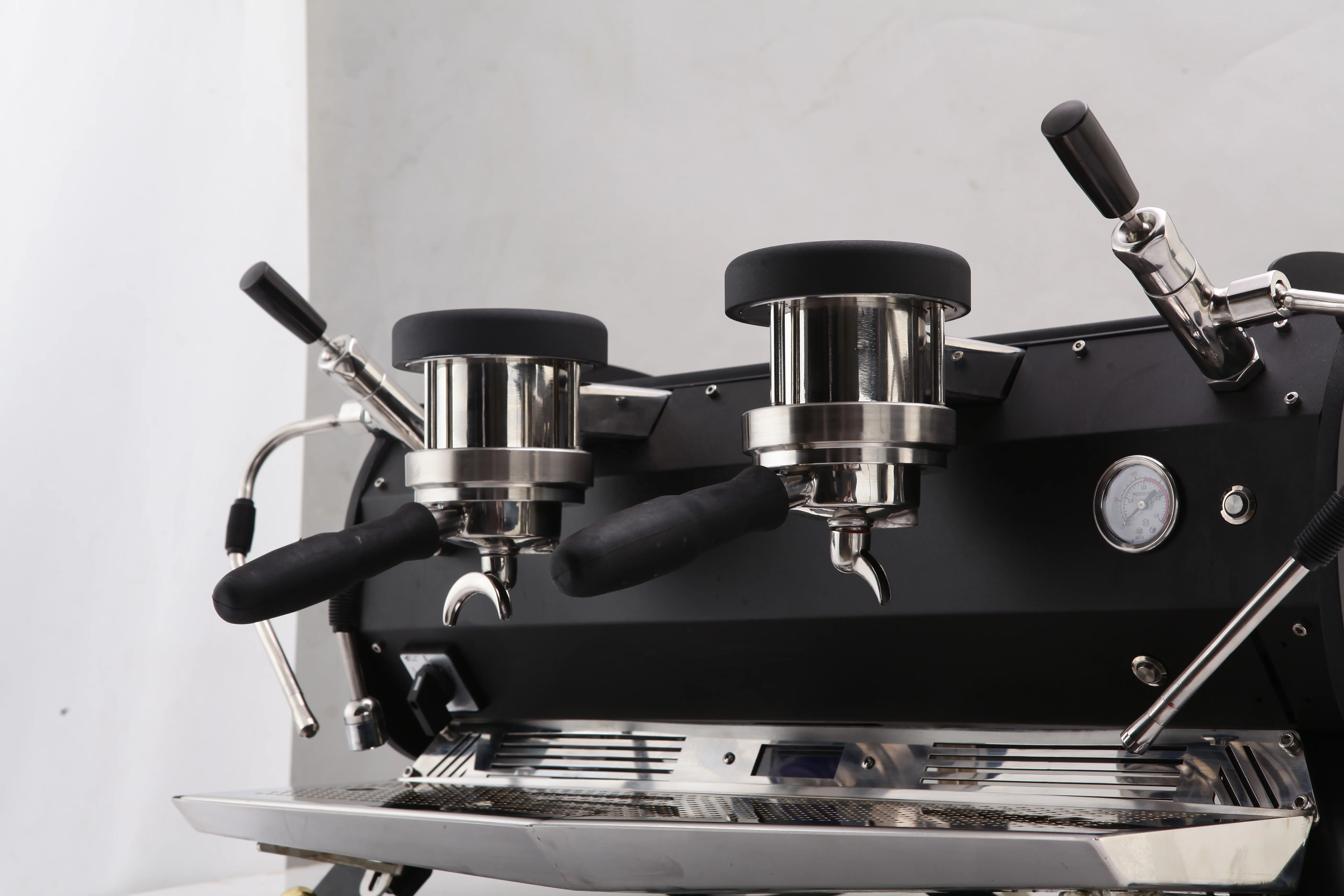 
Stainless steel two brewing head commercial use espresso coffee machine /Italian coffee maker 