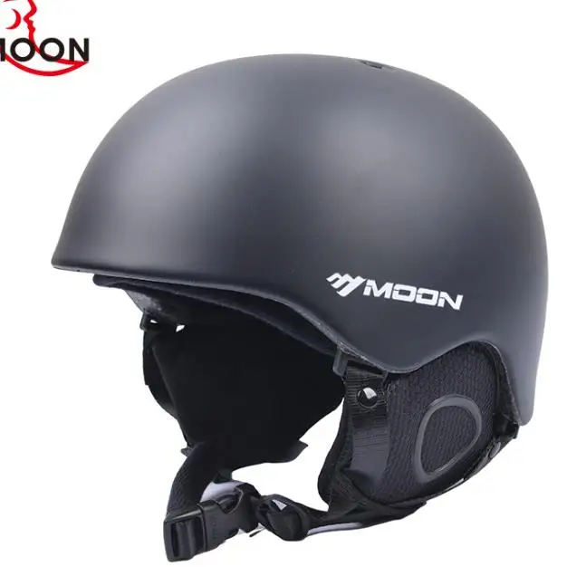 

snowboard helmet