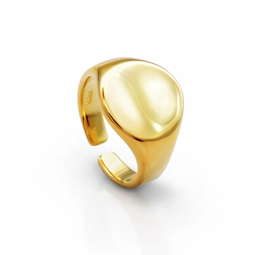 

Chris April in stock 925 sterling silver 18K gold plated Glossy dainty signet ring, Yellow and white gold