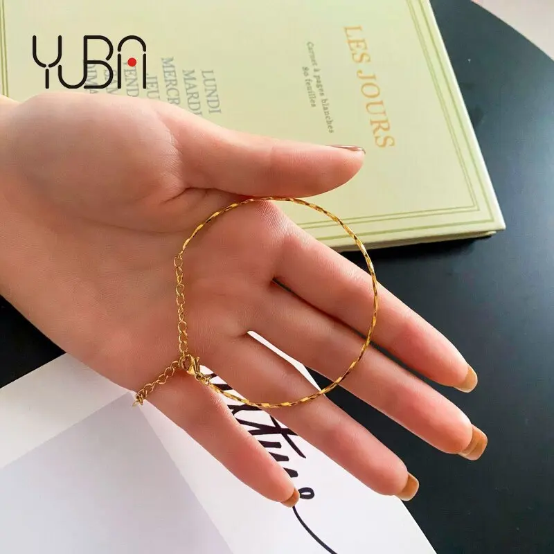 

2021 New Arrival Women Accessories Twist Adjustable Bracelet Women Fine Jewelry New Geometric Twist Bracelet Wristbands