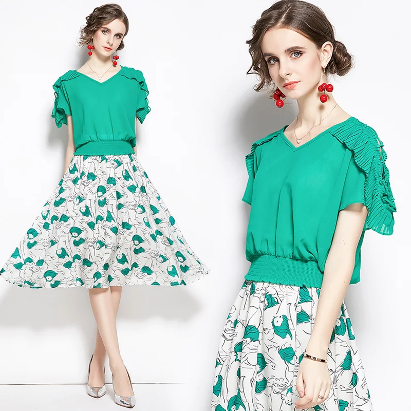 

9802 real shot summer women's green V-neck short-sleeved T-shirt + printed large-length mid-length skirt two-piece suit