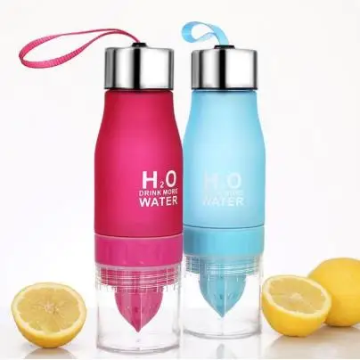 

BPA Free 650 ml H2O squeeze Lemon Fruit Juice infuser Water Bottle For Outdoor Sports My Bottle Shaker cup, Customized color