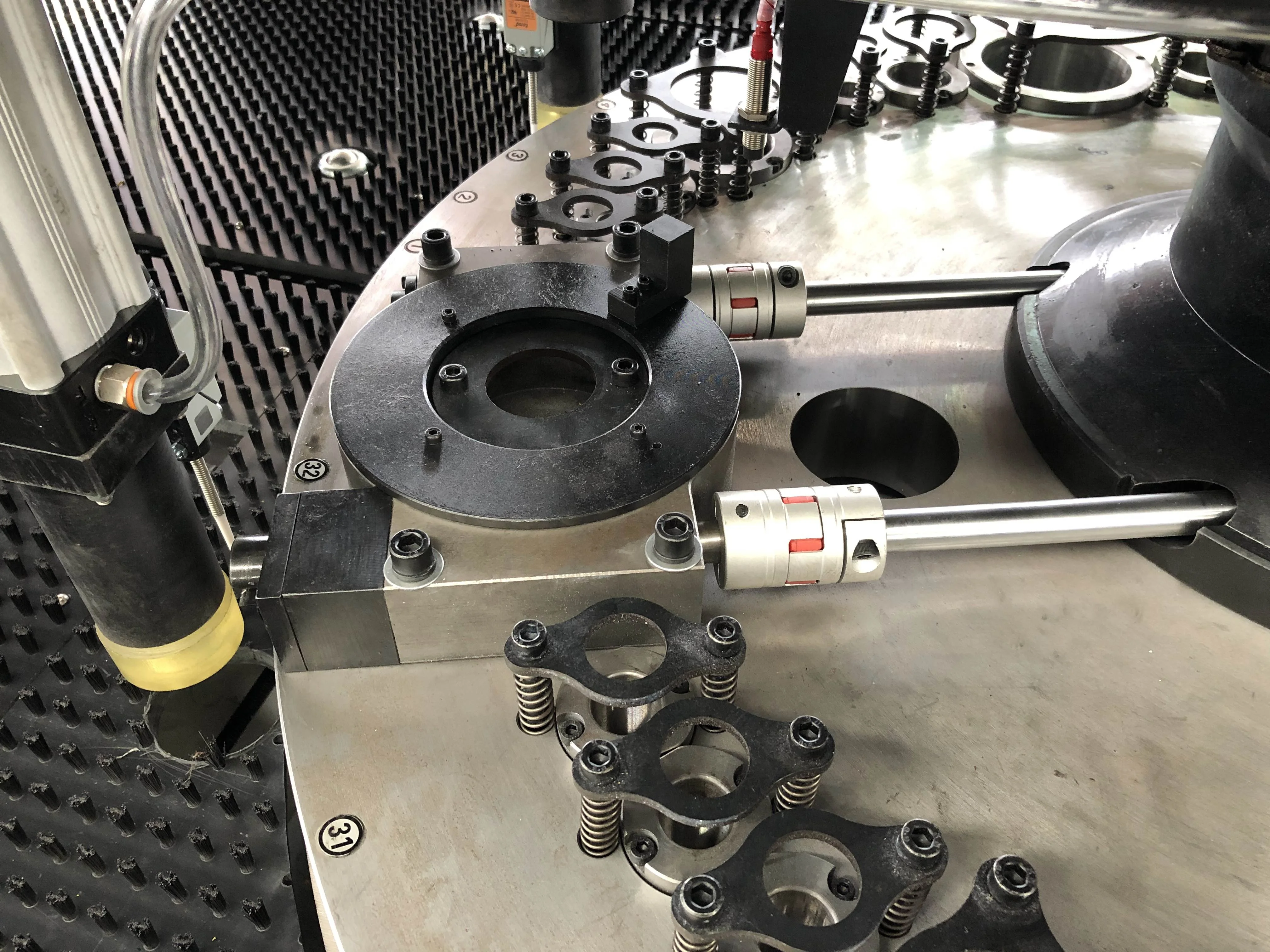 
CNC Turret Punching Press Machinery Used for Metal Sheet 