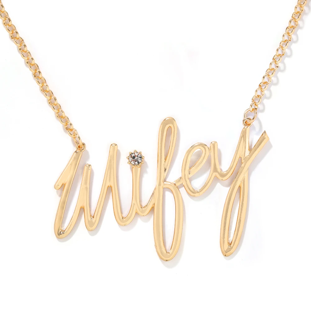 

28987 Dvacaman New Pendant Korean Fashion Jewelry Gold Plated Wifey Letter Chain Crystal Rhinestone Women Necklace for Summer