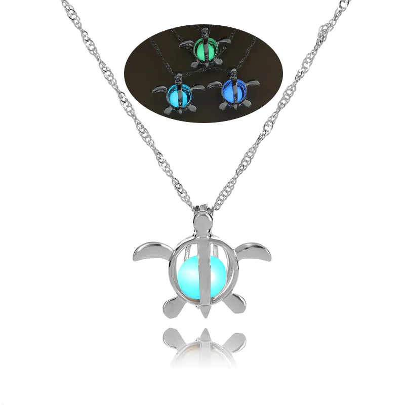 

The Personality Is Lovely Little Turtle Noctilucent Pendant Necklace 3 Colors Optional