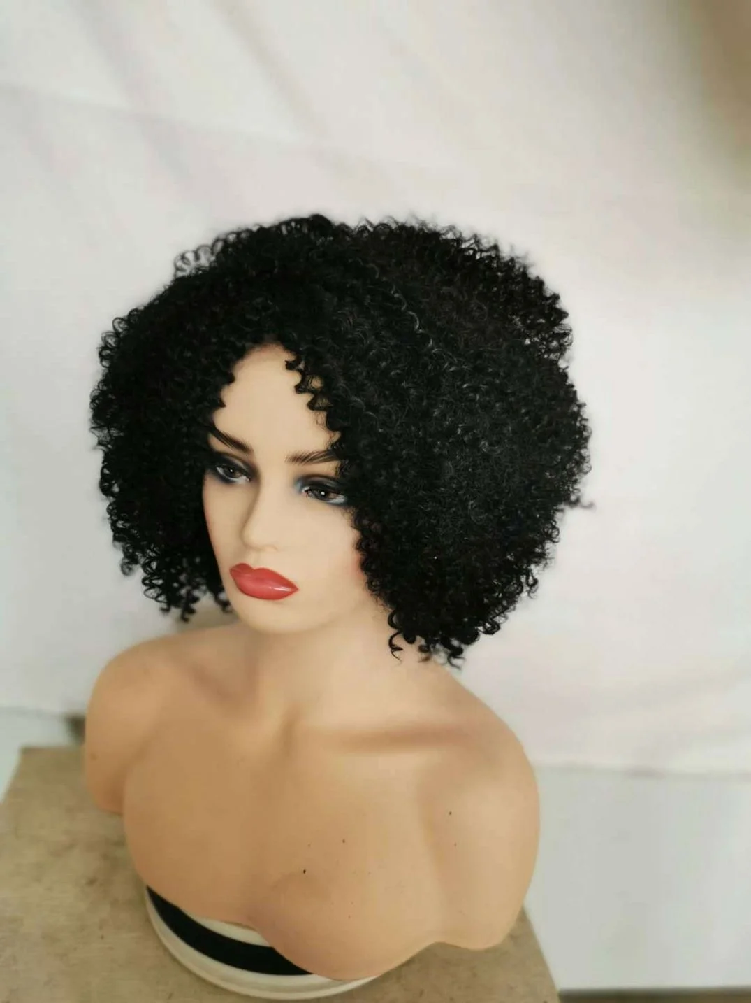 

Women's Short Deep Curly Fluffy Afro Wigs Synthetic Hair African Wig, Pics