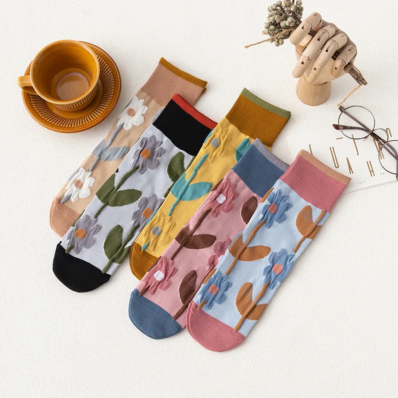 

Pure Cotton All-Match Cute Retro Small Flower High Tube Women'S Socks, Multi color