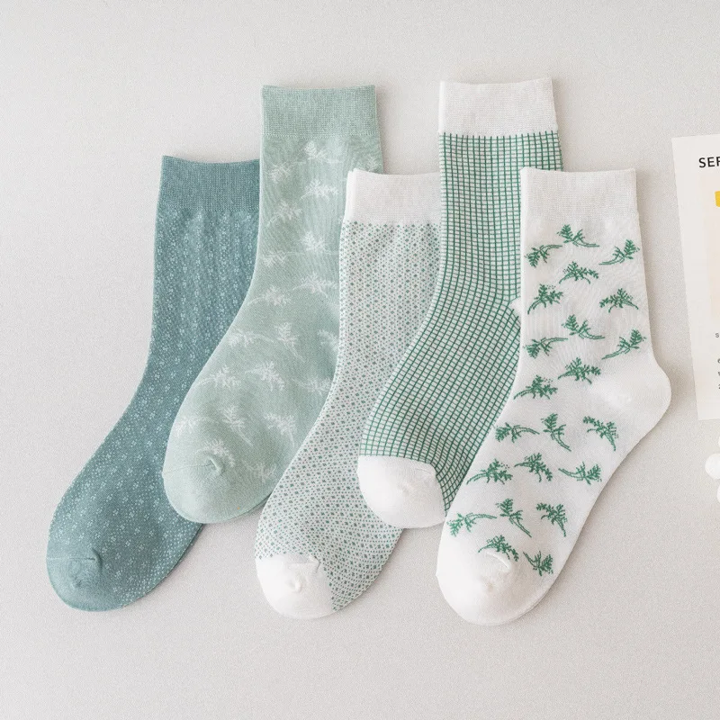 

Youki 2020 New cotton plaid pattern socks for women