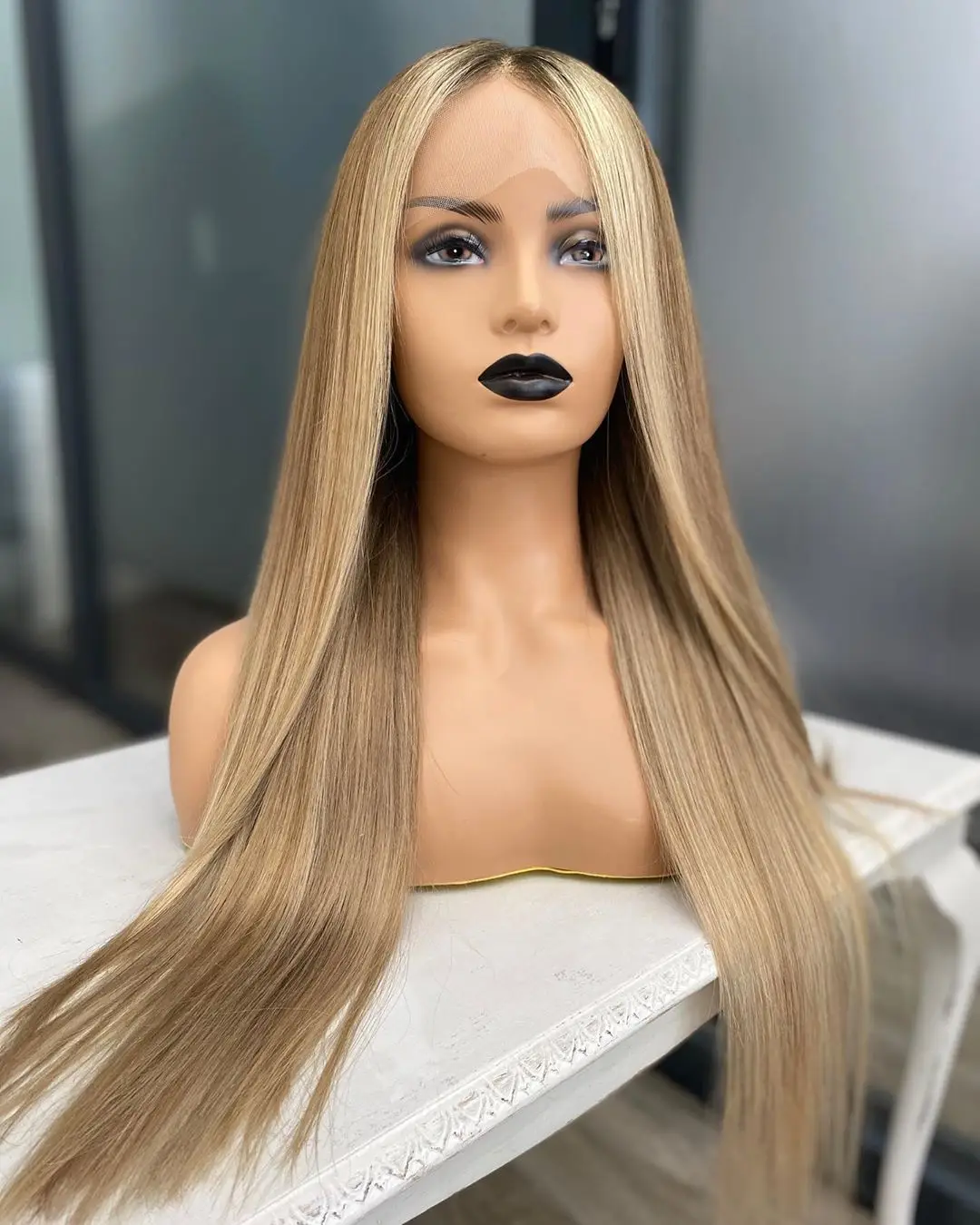 

Ombre color Transparent Lace Front Straight Human Hair Wig Colored Long Hair Lace Front Wigs With Baby Hair