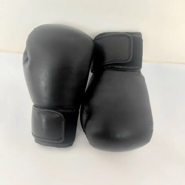 ringside boxing gloves