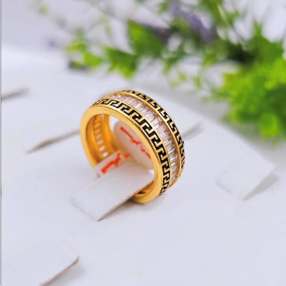 

Original Design Ayong Jewelry Crystal Zircon Gold Plated Rings 18k Black Zircon Brass Rings for Women