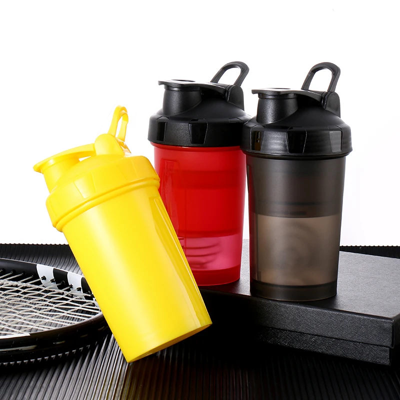 
2020 Custom Logo BPA Gym Sports Protein Plastic Layered Shaker Bottle With Mixing Ball 