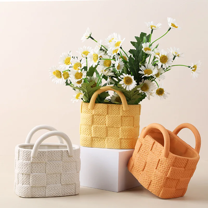 

2022 Minimalist Nordic Morandi color Creative Ceramic handbag Vase ornaments Home desktop decoration vase, Solid