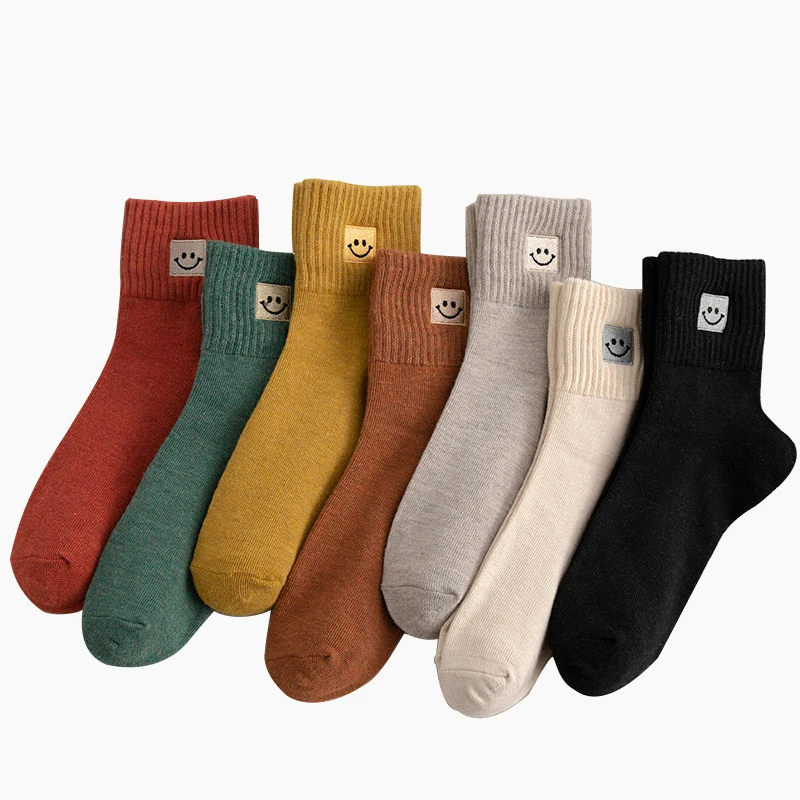 10 Colors women crew socks embroidery custom logo thick warm winter socks woman smile socks