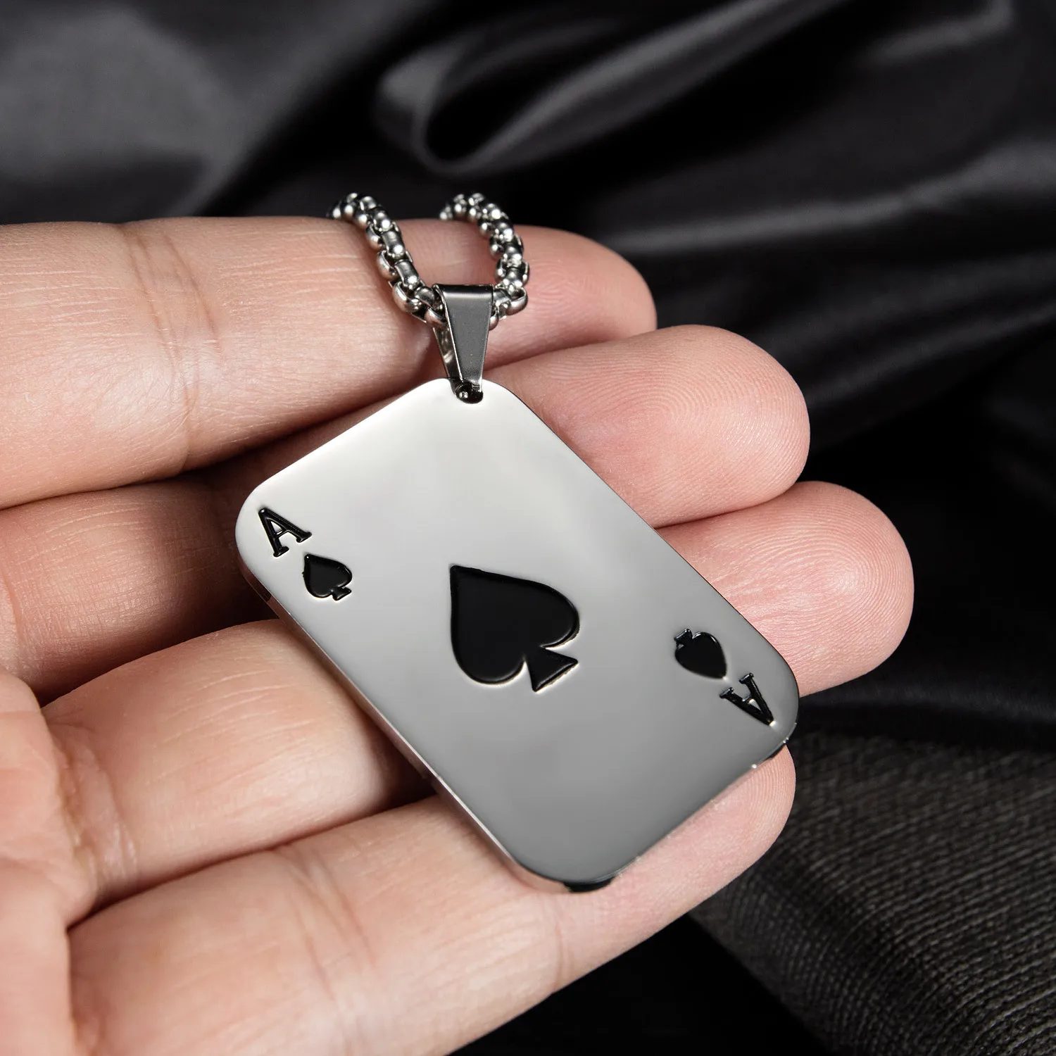 

2021 Ins Most popular 316L stainless steel poker pendant hip hop necklace for men jewelry