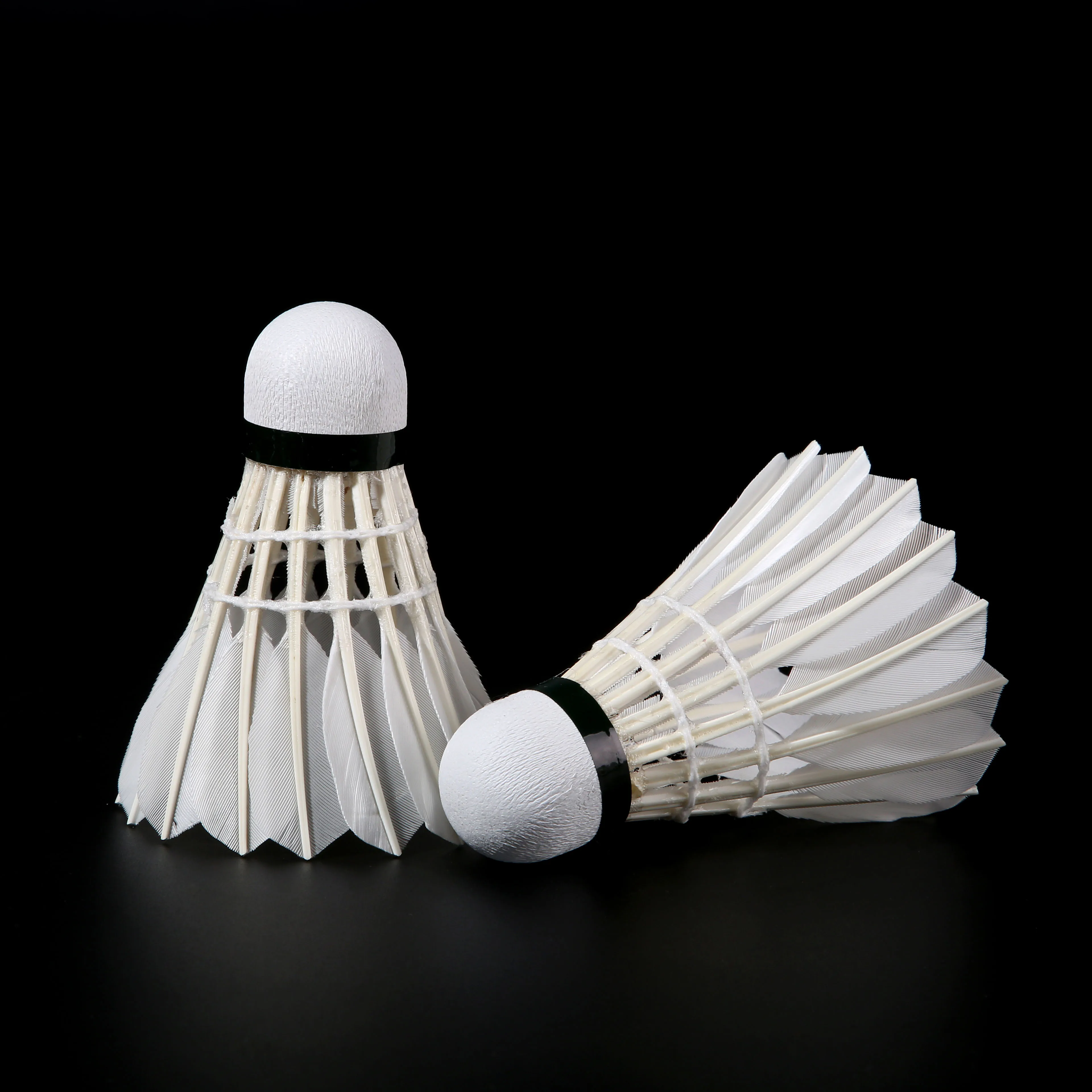 

2020 hot sale natural feather badminton for indoor and outdoor sports, White