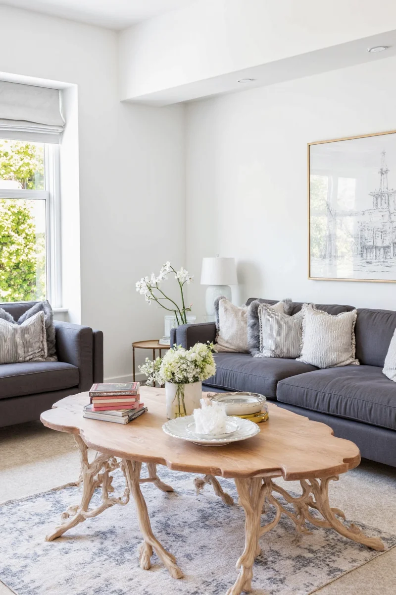 From Dream House Photos to Reality: Creating a Family-Friendly Home Decor Oasis