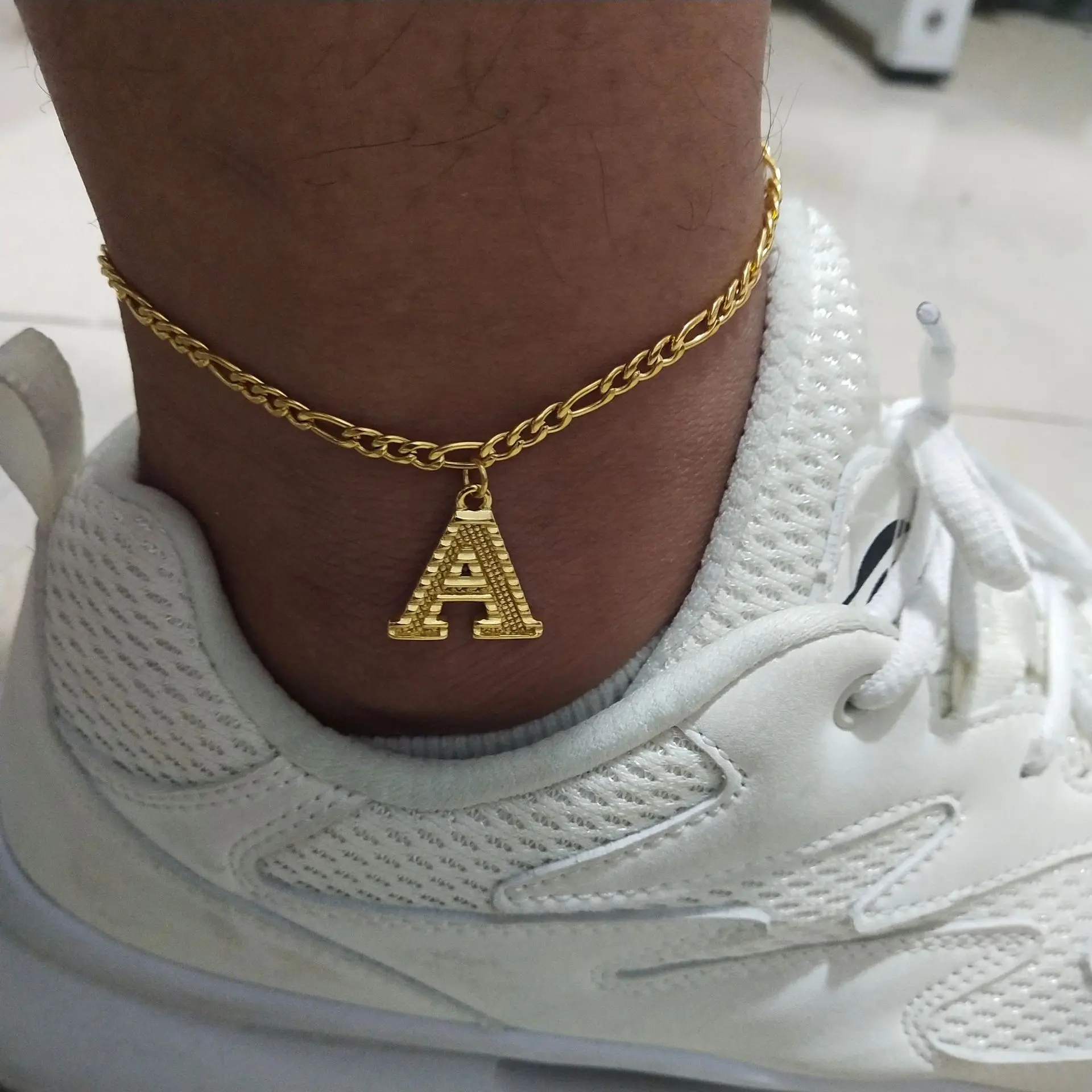 

Hot Sale Men Women Alphabet Foot Chain 18K Gold Plated 26 Letters Pendant Anklet Bracelets, Picture shows