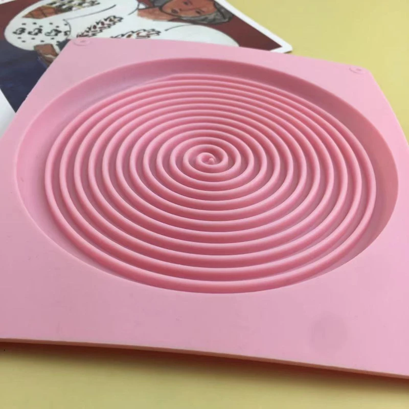 

Z0181 wholesale sales Diy mosquito coil spiral manual baking mousse silicone cake molds