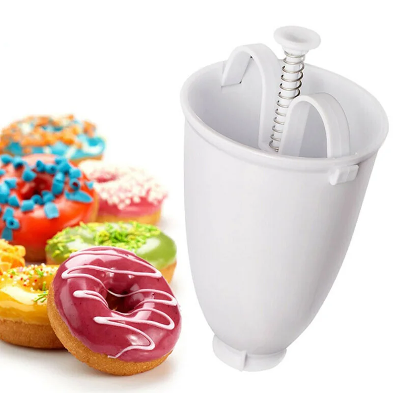 

Plastic Portable Dispenser Deep Fry DIY Tool Pastry Making Bakeware Kitchen Waffle Doughnut Machine Donut Maker Donut Mould, White