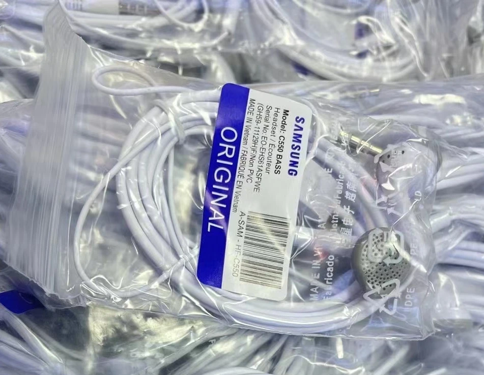 

3.5mm Microphone In-ear Wired C550 earphone For Samsung