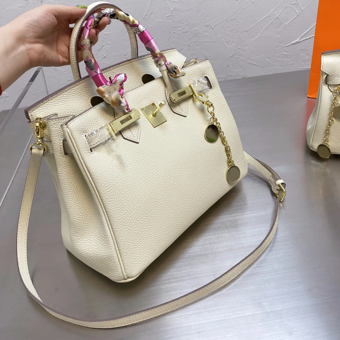 

Top Quality lady ivory leather L Size Big Tote Shoulder Bag Handbags Free Shipping
