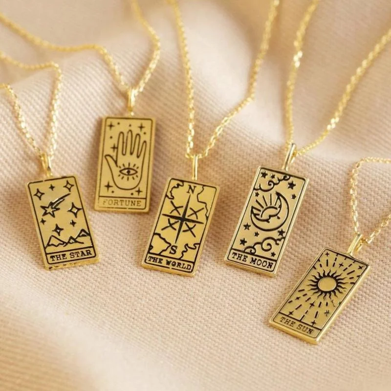 

Fashion Tarot Card Gold Square Pendant Necklace Women Fortune Star World Sun Moon Wisdom Strength Symbolic Friendship Necklaces