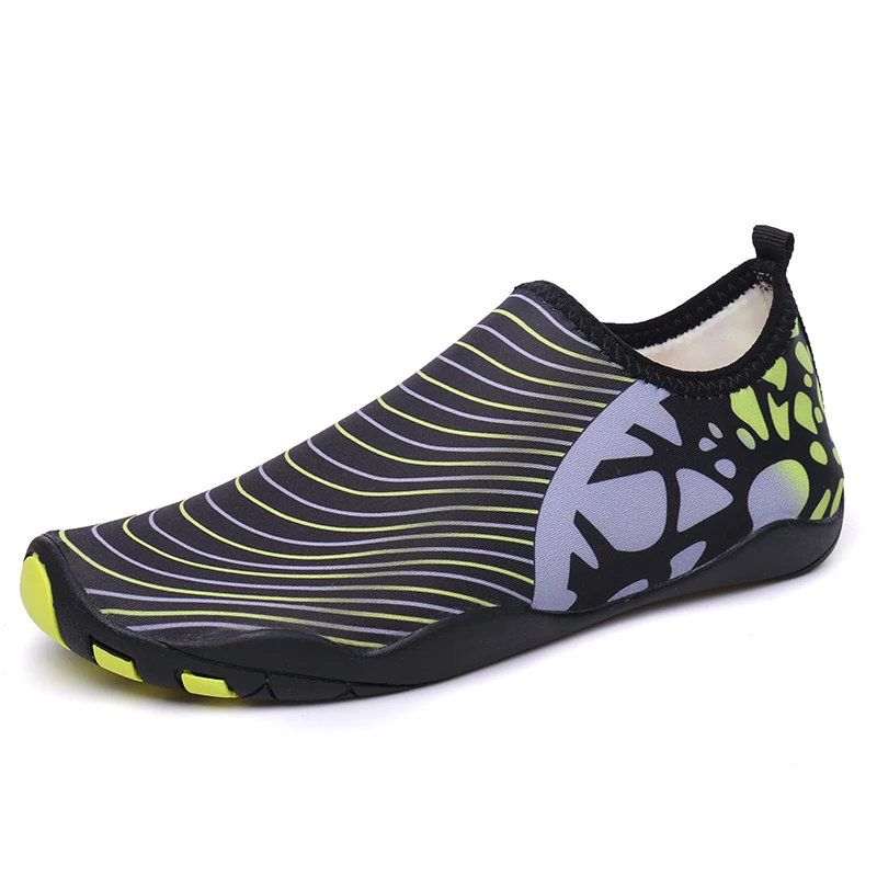 

New beach diving camouflage bottom leakage swimming wading sports lovers indoor fitness shoes