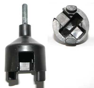 

Screw in aid universal/ fencing insulators tools, Black