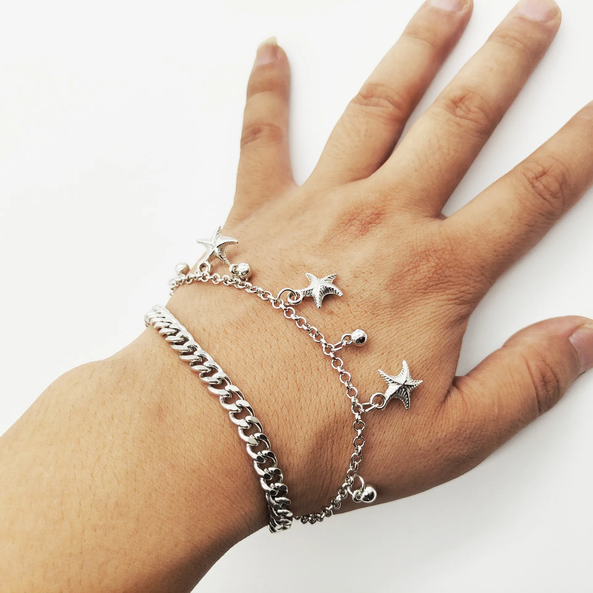 

European and American new minimalist fashion brand hip hop beauty head bracelet personality cold wind retro niche net red, As photo