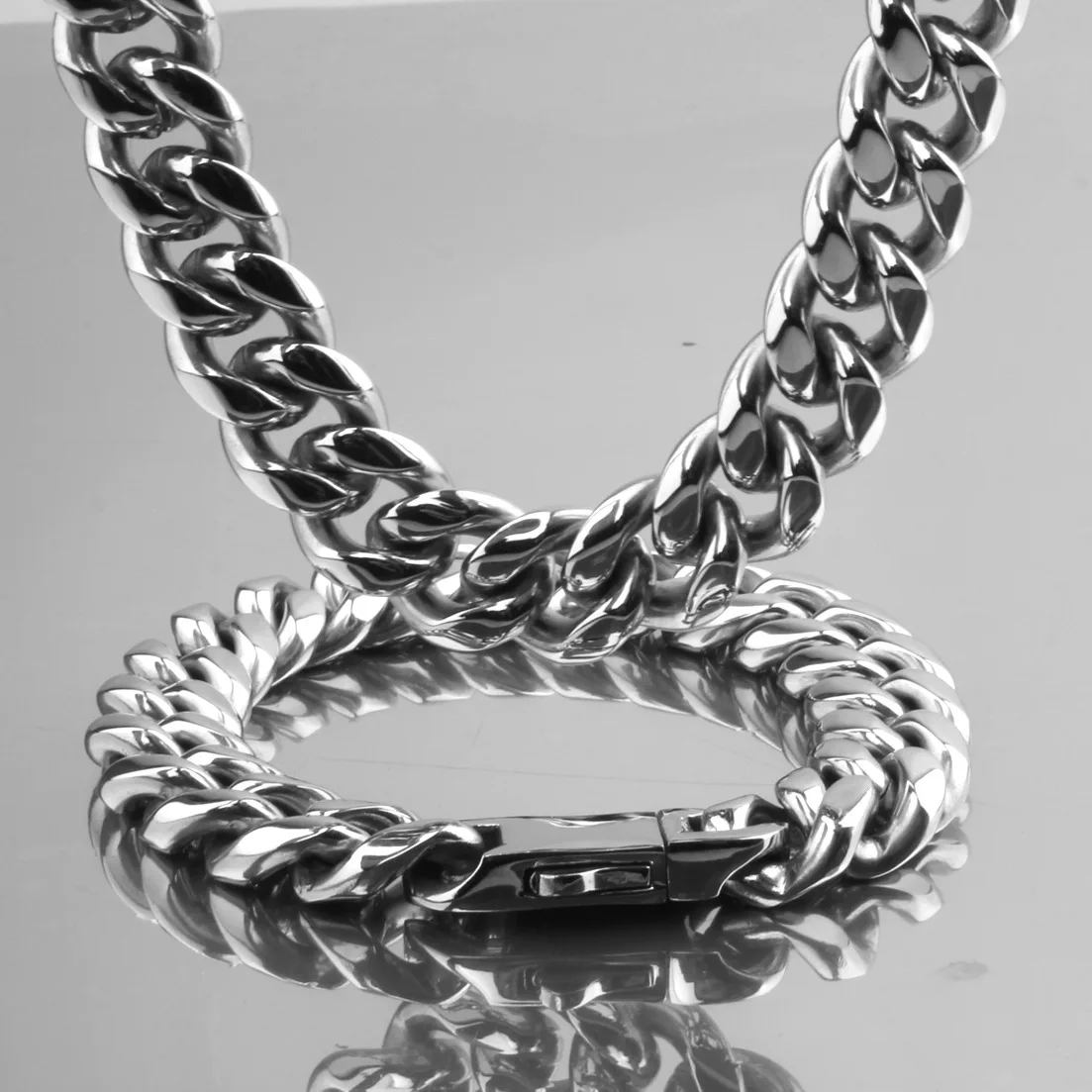 

Hip Hop 12mm Spring Buckle Head Stainless Steel Jewelry Cuban Chain Bracelet Silver Jewelry Necklace, Custom color