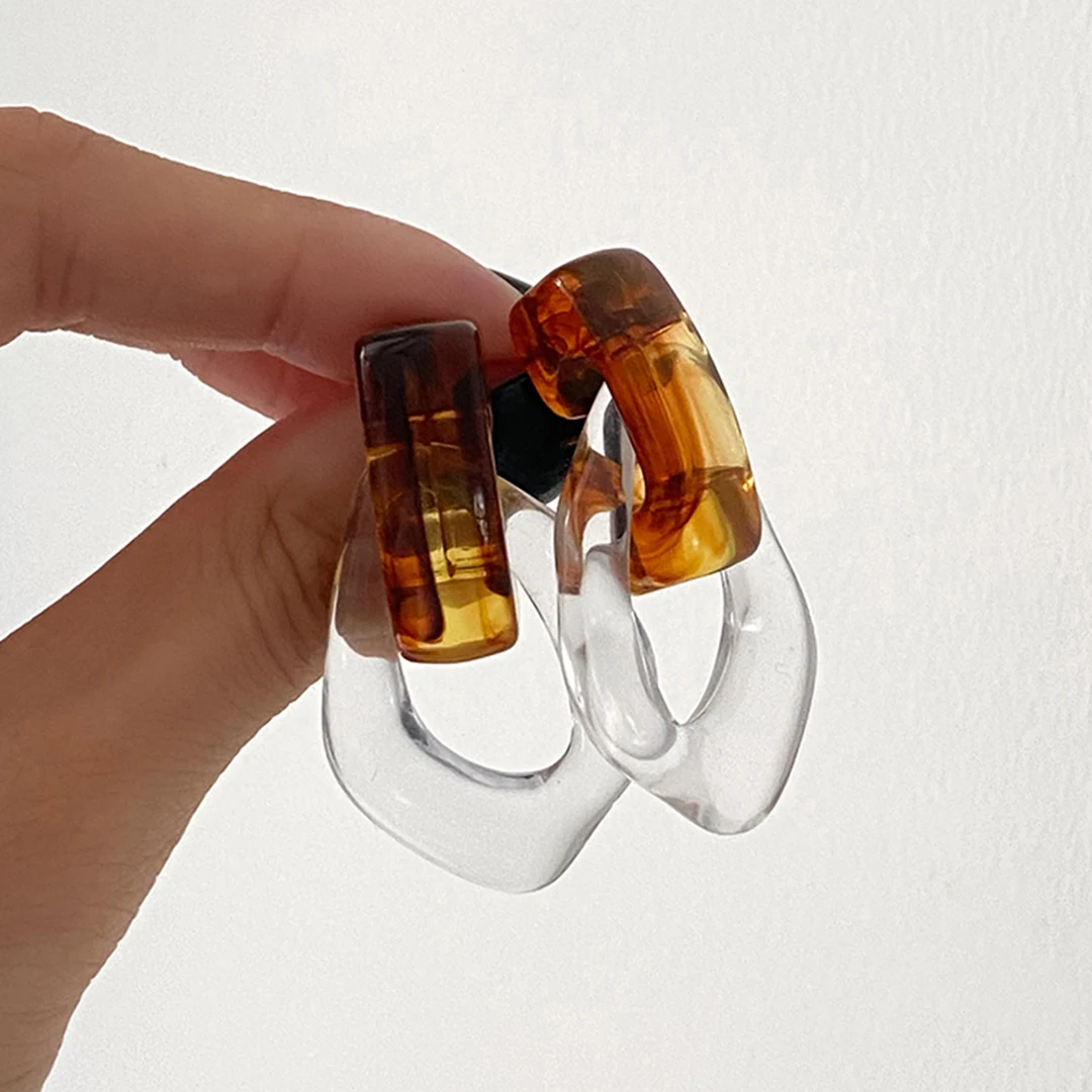 

Contrast Color Mixed Amber Clear Acrylic Earrings Hollow Circle Irregular Resin Earrings for Women Korean Fashion Jewelry 2021, Colorful