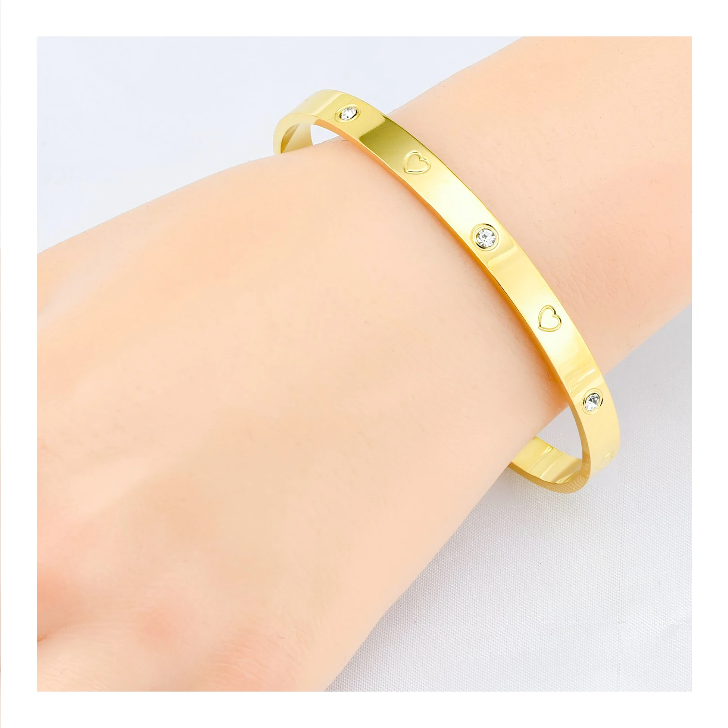 

Stainless Steel Gold CZ Bracelets Jewelry Making Heart Pendant Charms Couple Bracelet Long Distance Open Cuff Bracelet