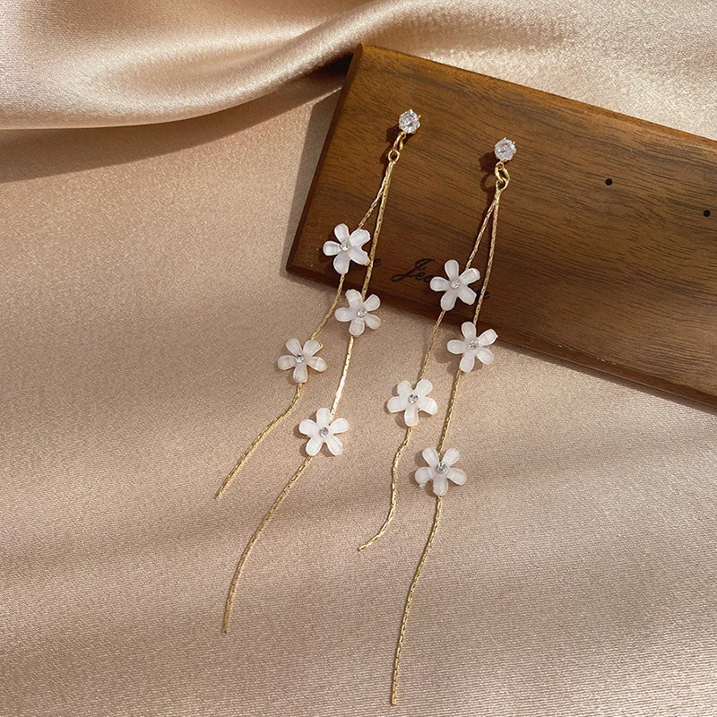 

new statement resin flower womens trendy earrings