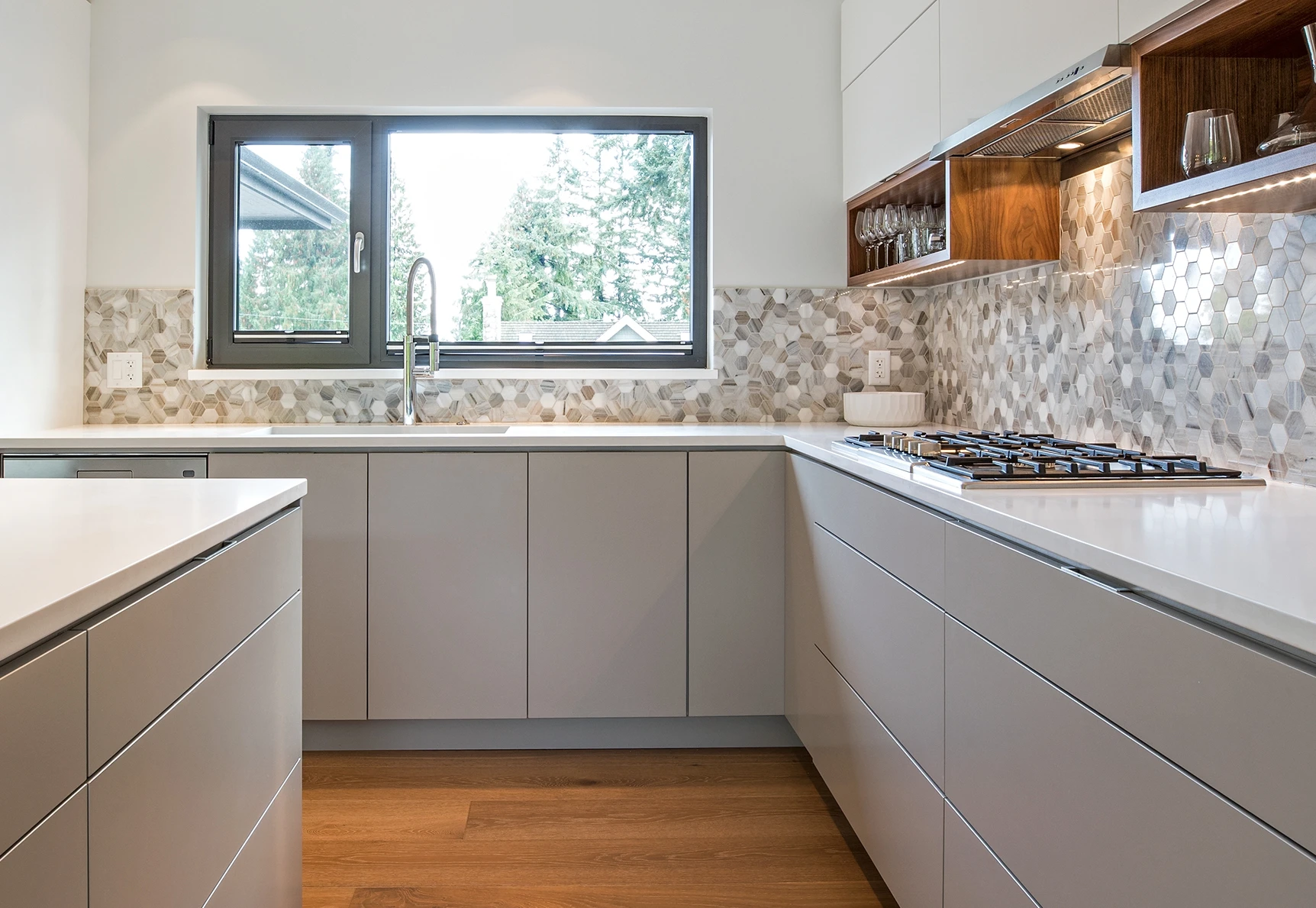 Vermonhouzz Zambia Rta Complete Kitchen Sets Discounted Price