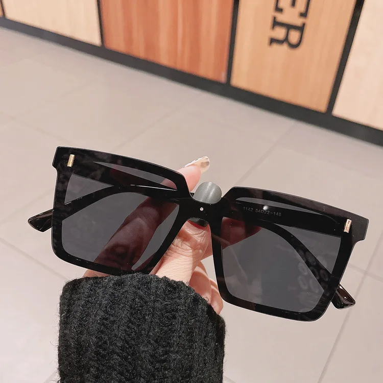 

2022 Europe and America new style retro fit anyone face ins street wear extra large sunglasses, Choice