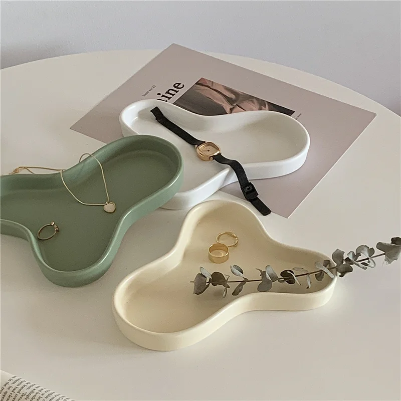 

Korean Jewelry Tray Decoration Sundries Storage Candle Dessert Lovely Trays Decorative Irregular Ceramic Plate, 3 colors