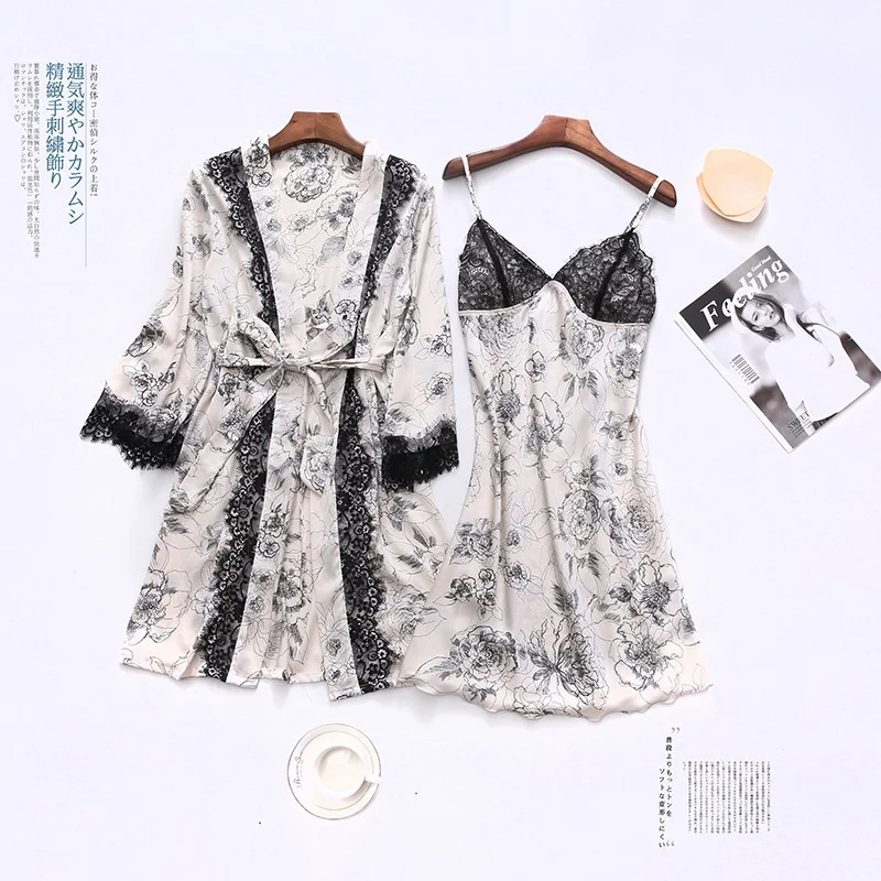 

New Arrival Two Pieces Girl Sleep Wear Sexy Printed Woman Silk Satin Pajamas Set Lace Night Wears for Honeymoon