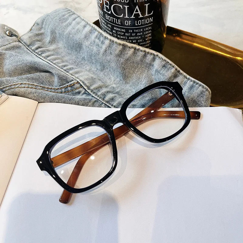 

2022 Retro Anti-Blu-Ray Square Glasses Frame Women Fashion Optical Clear Lens Men Black Leopard Eyeglasses Frames