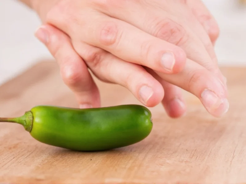 How to Relieve Jalapeño Burn on Hands: 5 Proven Methods