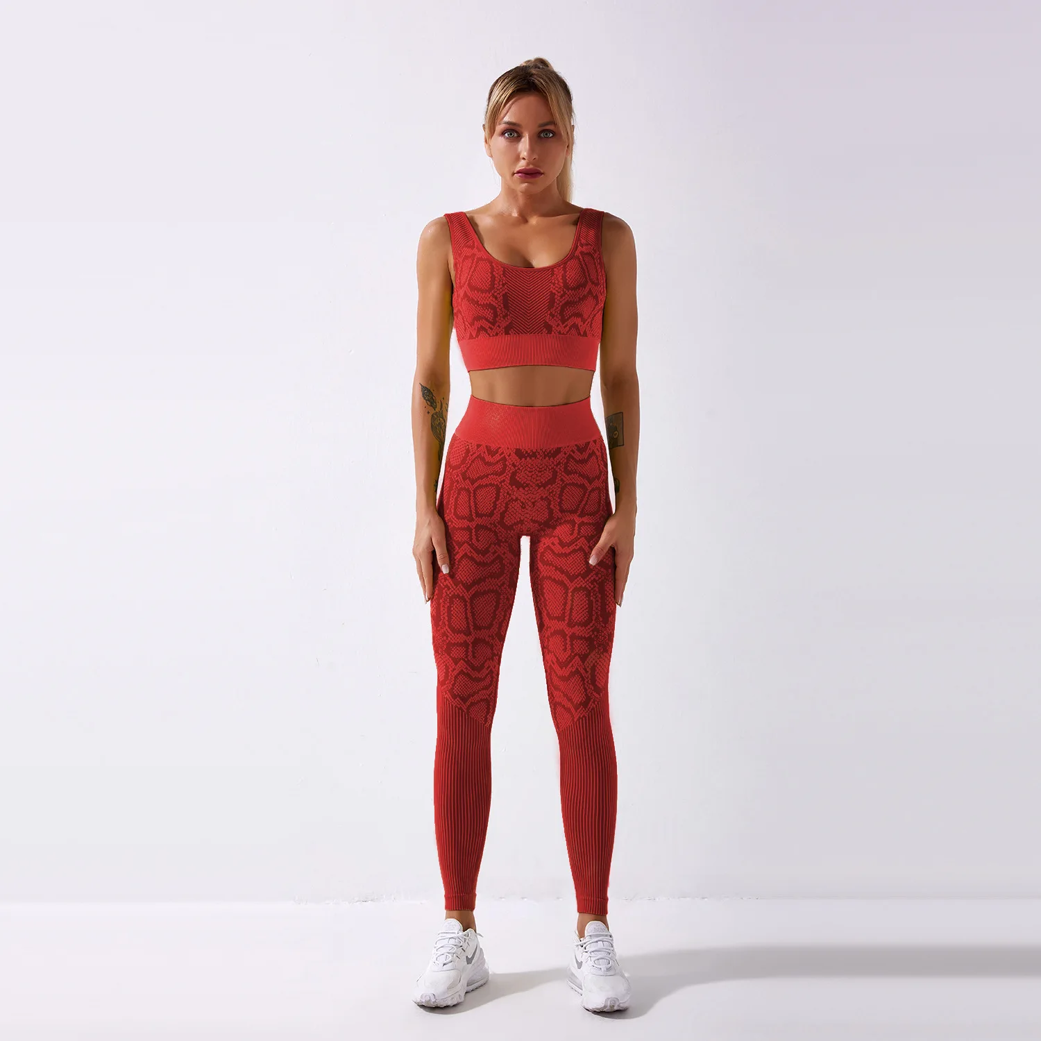 

2021 Trendy Women's Yoga Wear Wholesale Snakeskin Printed Bra With Butt Lift Leggings Suits Soft Workout Gym Sets, Customized colors