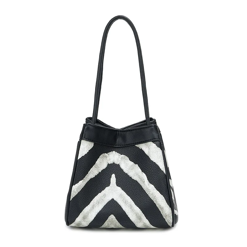 

Luxury 2021 new design crow print handbag unique PU Tote women hand bags for daily, Cow print